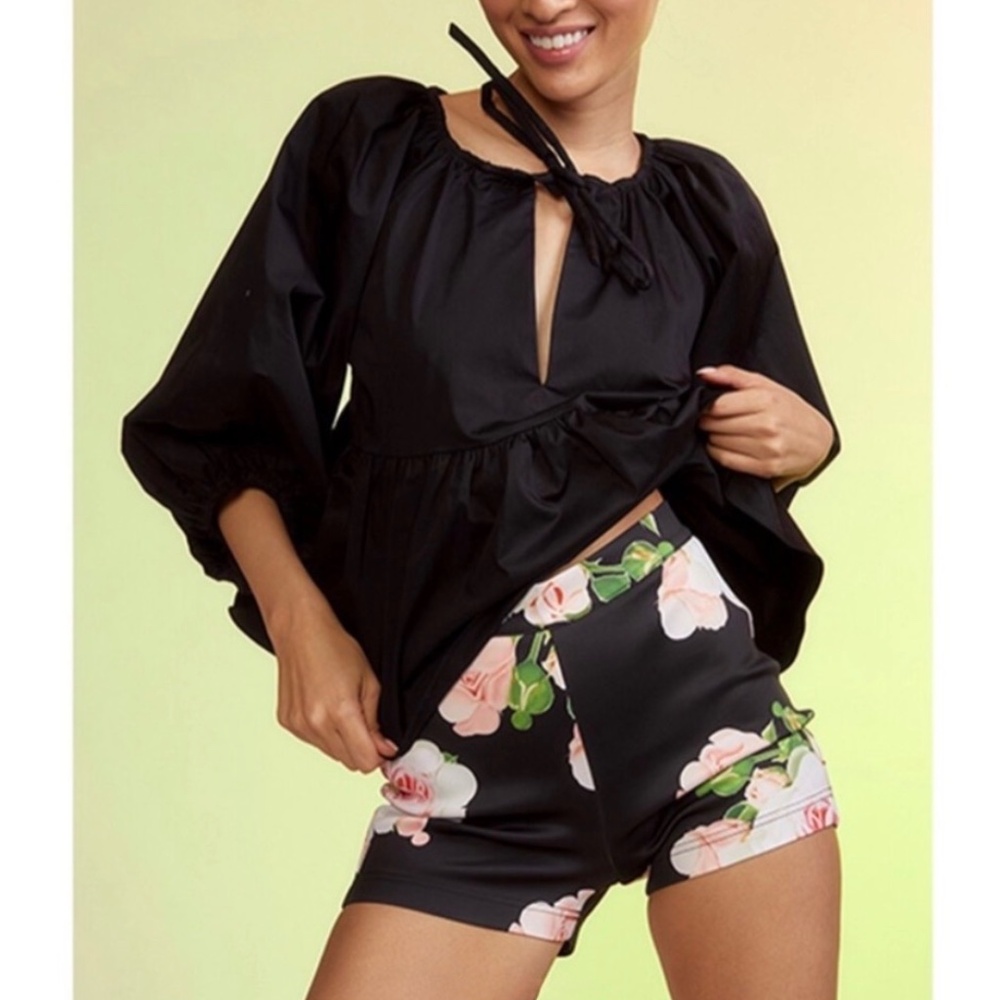 Cynthia Rowley Bonded Floral Shorts - Size 6 NWOT